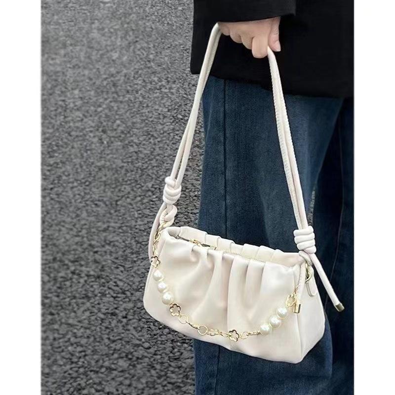 Summer pleated cloud bag women 2023 new trendy fashion underarm bag niche texture all-match ins Messenger bag