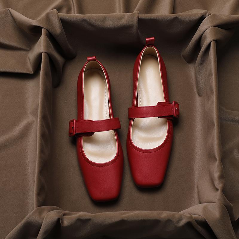 法式复古红色单鞋女小皮鞋早春新款时尚温柔仙女鞋