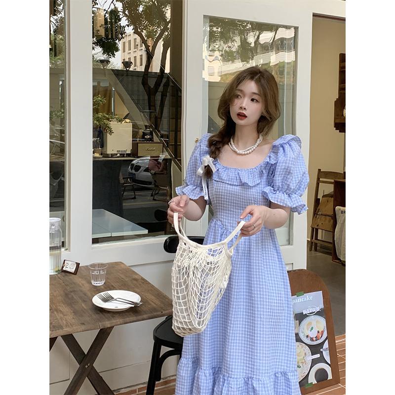 Puff sleeve plaid short-sleeved dress female summer Korean version 2023 new waist slimming atmosphere sense big swing skirt