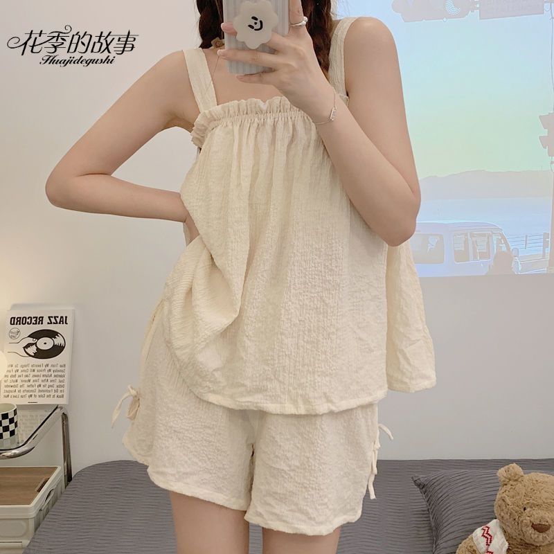 The story of the flower season suspender pajamas women's summer thin shorts simple students can wear home clothes two-piece suit