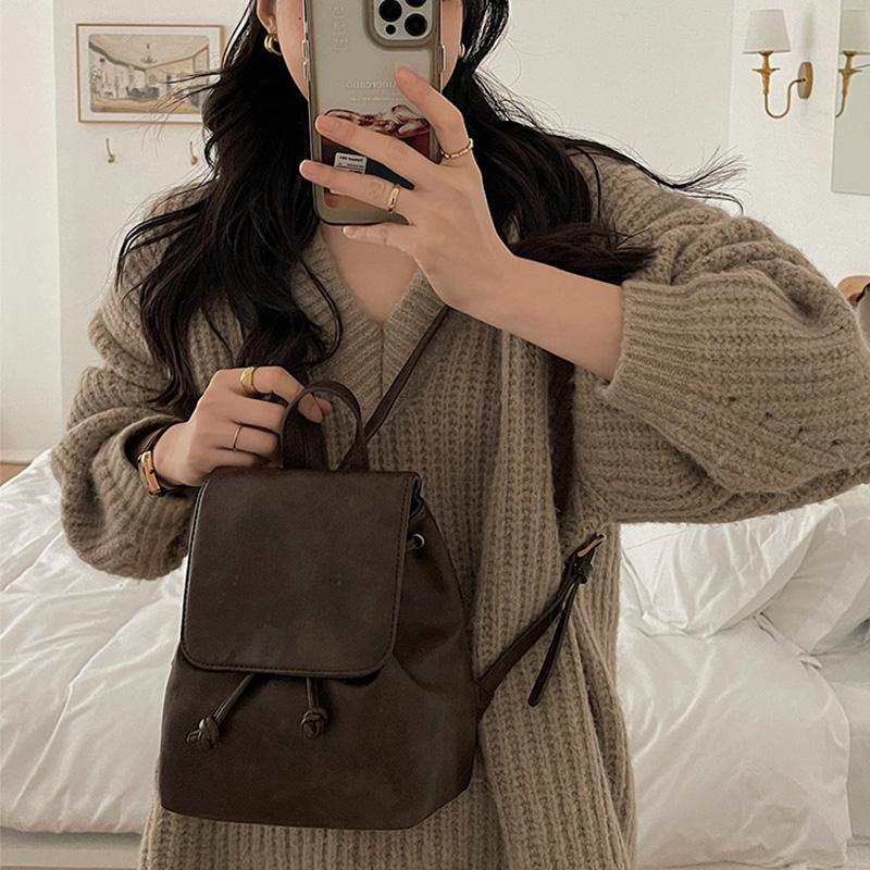 Xiaohongshu same style small retro brown shoulder bag female  autumn and winter new ins simple all-match single shoulder bag