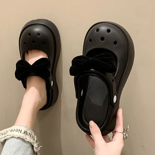 Hole shoes ladies summer 2023 new heightened thick bottom non-slip beach Baotou cute sandals and slippers women's outerwear