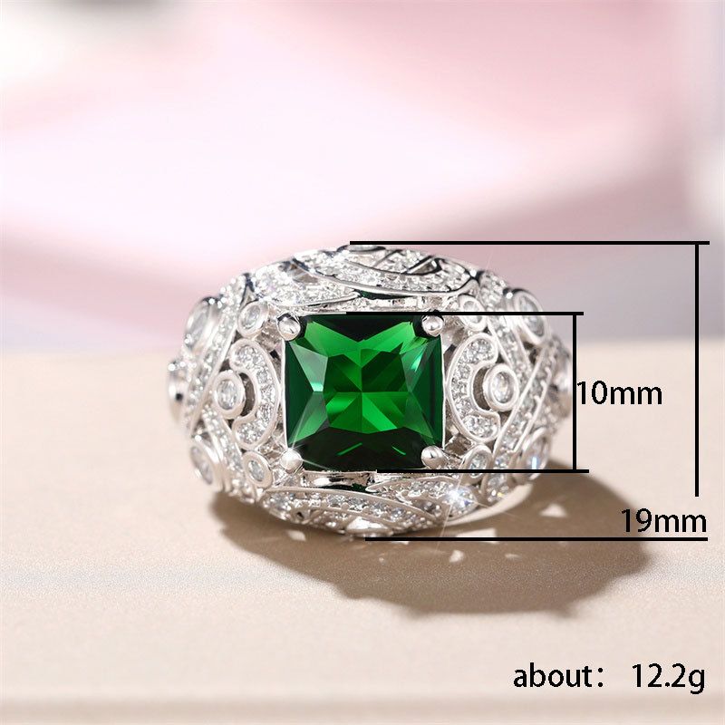 Elegant Zircon Ring With Emerald Finish French Style Designer Ring_voghion.com
