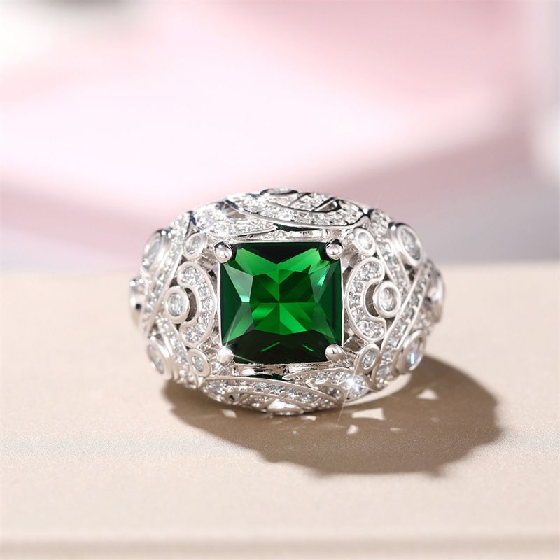 Elegant Zircon Ring With Emerald Finish French Style Designer Ring_voghion.com