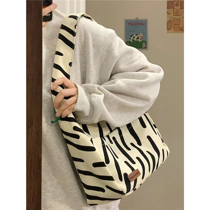 Drinking talk DrinKing zebra pattern canvas bag  new large-capacity tote bag student class shoulder bag