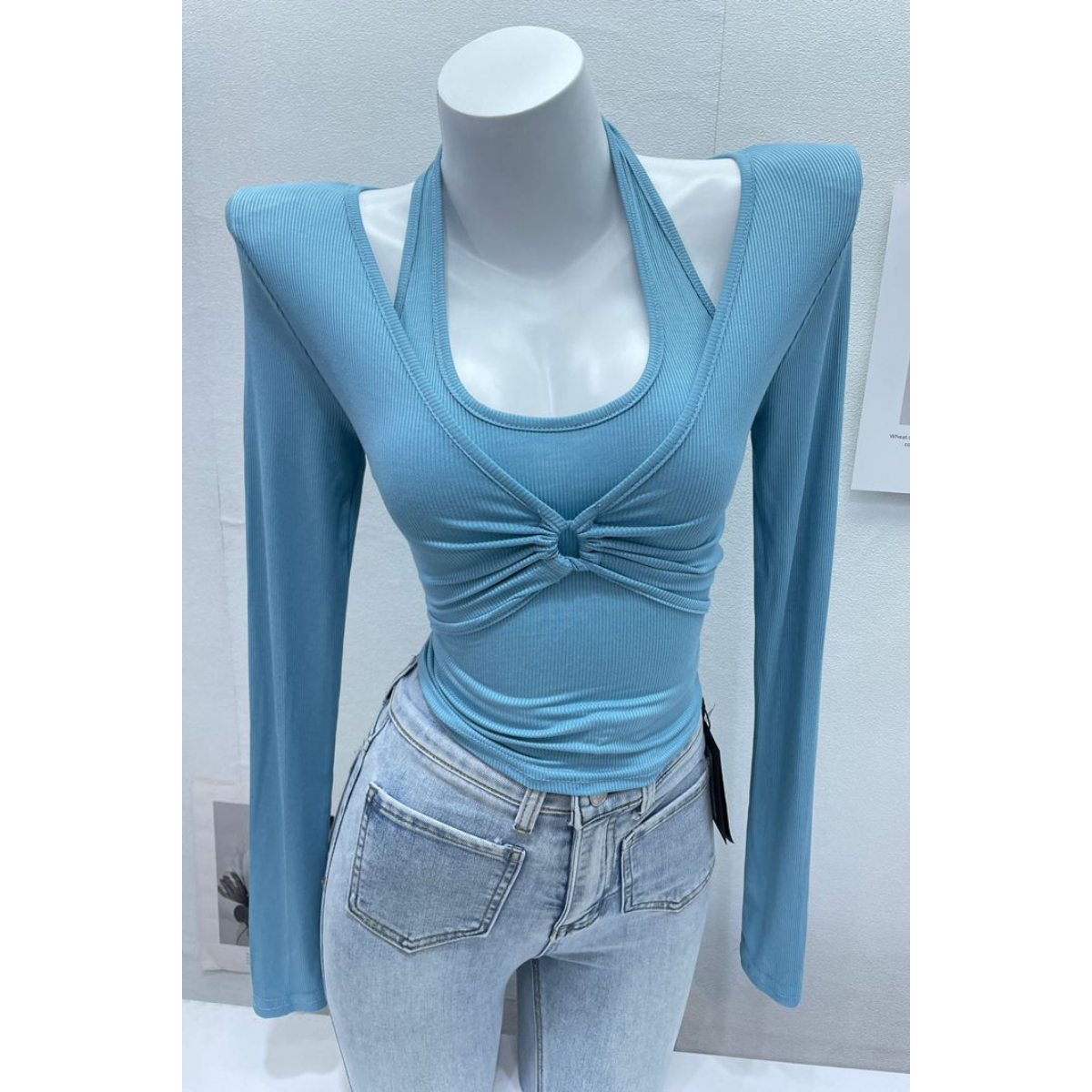 Be careful with machine design ~ foreign style fake two-piece strappy halter neck T-shirt women's long-sleeved slim fit T-shirt top