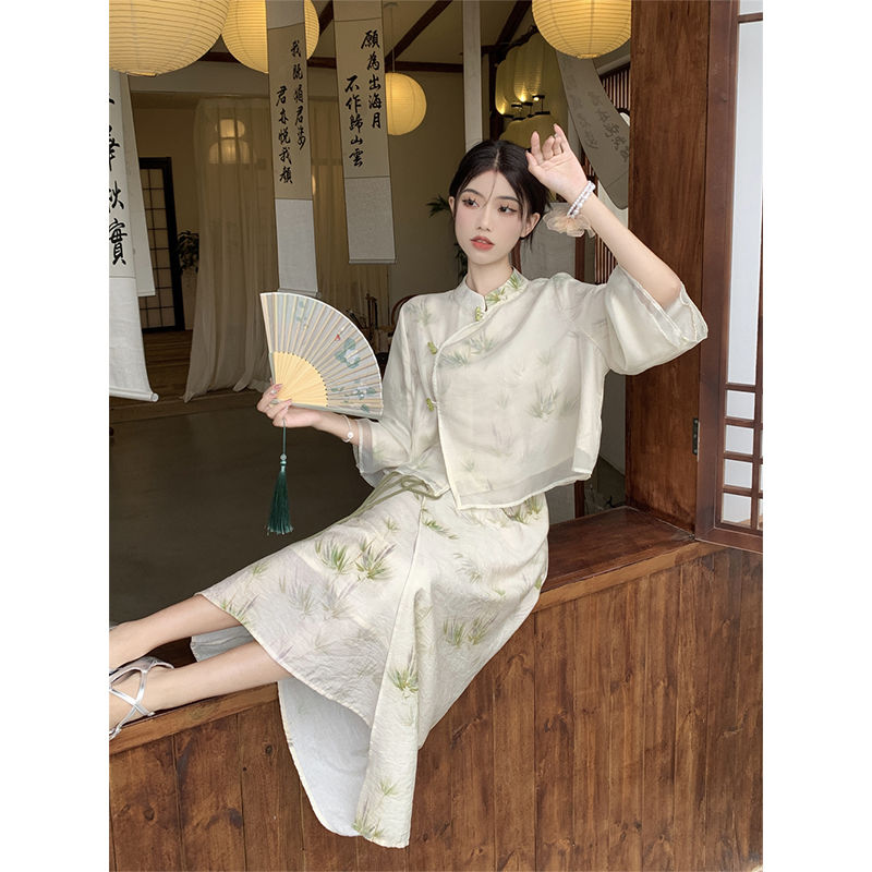新中式很仙的碎花短袖雪紡衫中長款半身裙女夏季2023新款時尚套裝