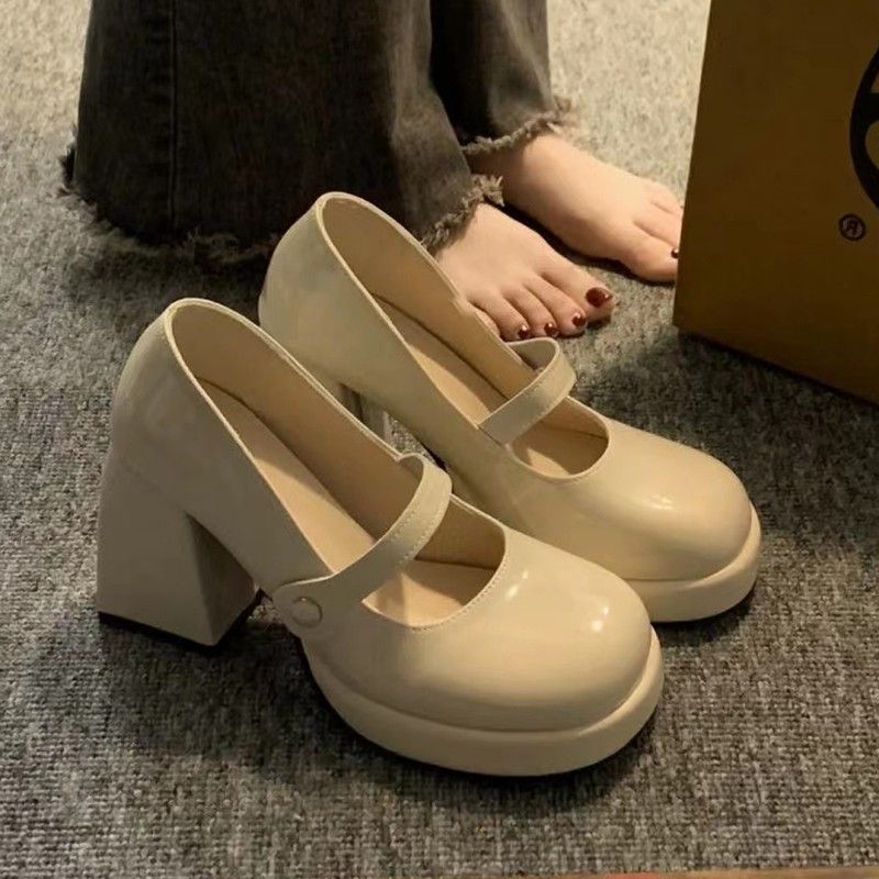 法式復古瑪麗珍鞋女2023年春秋新款百搭一字扣帶粗跟小個子高跟鞋