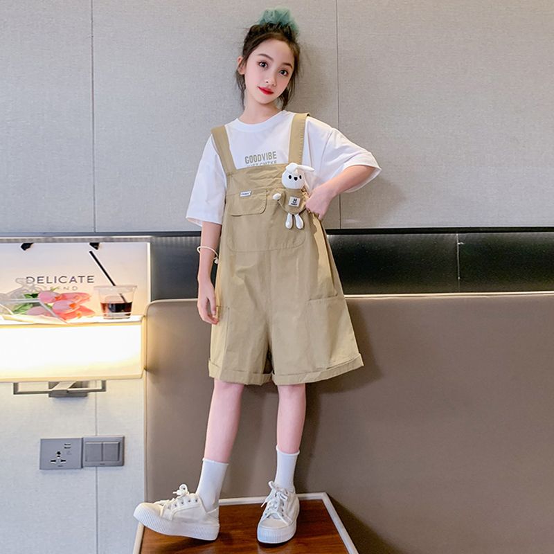 Girls' summer clothes with baby bag trousers suit loose casual 2023 new middle and big children's foreign style jumpsuit two-piece shorts