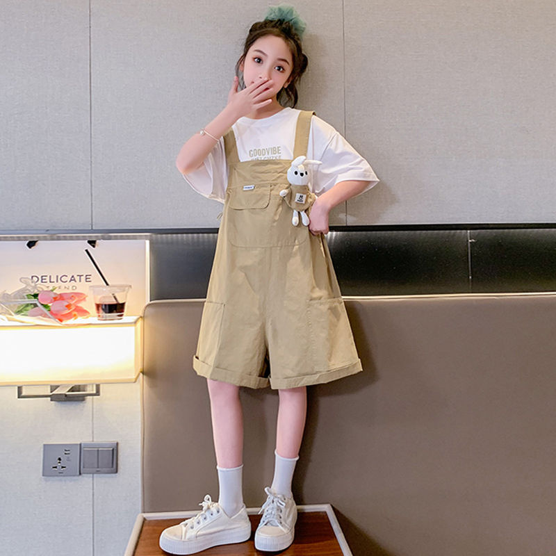 Girls' summer clothes with baby bag trousers suit loose casual 2023 new middle and big children's foreign style jumpsuit two-piece shorts