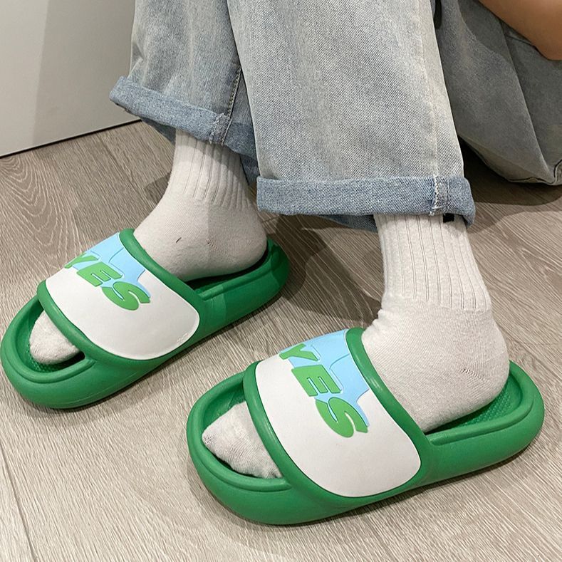 Summer hot style stepping on feces feeling slippers women's household thick soft bottom non-slip outer wear increased height non-slip ev sandals and slippers all-match