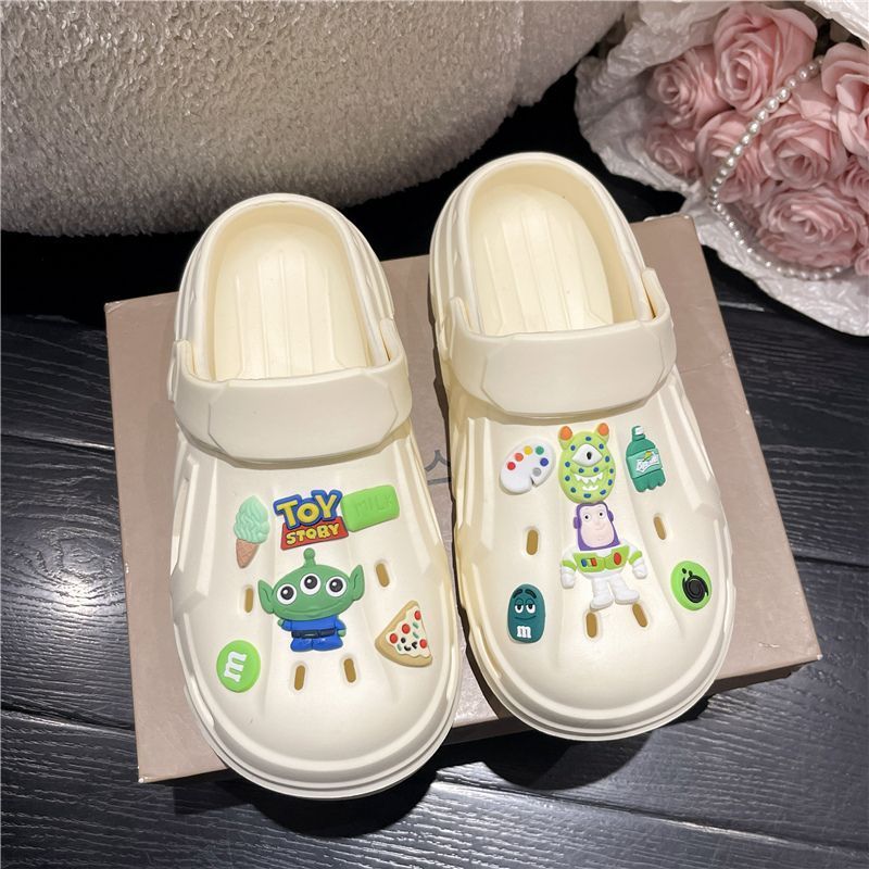 Buzz Lightyear hole shoes women's summer net infrared wear increased height non-slip beach couples stepping on feces feeling slippers summer men