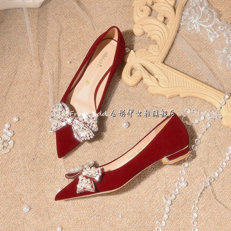 红色婚鞋女平底2022年新款新娘鞋不累脚孕妇可穿中式秀禾服结婚鞋