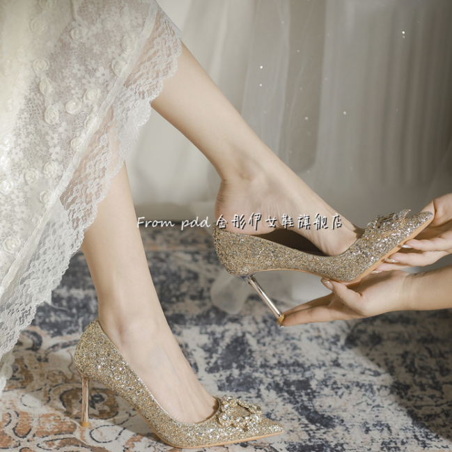 爆款水晶婚鞋女2022年新款主婚纱新娘鞋秀禾礼服伴娘高跟细跟单鞋