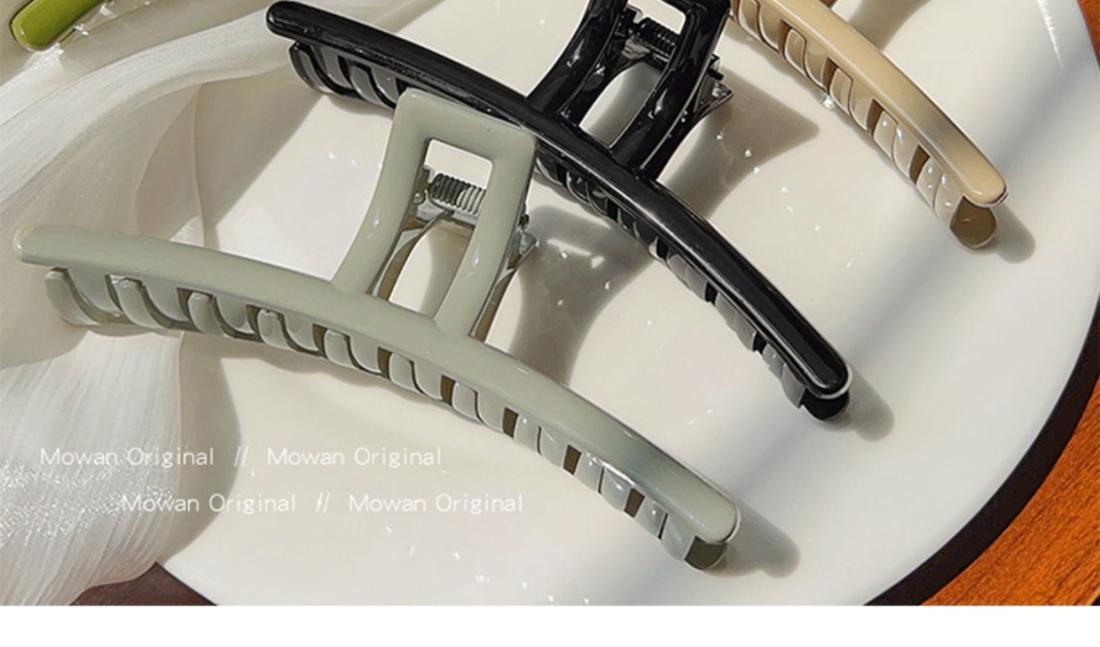 Pinza para el cabello elegante estilo francés minimalista_voghion.com