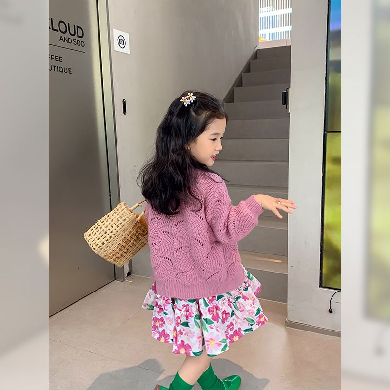 Early spring 2023 girls' spring clothes new foreign style children's baby knitted sweater coat floral dress skirt children's clothing tide