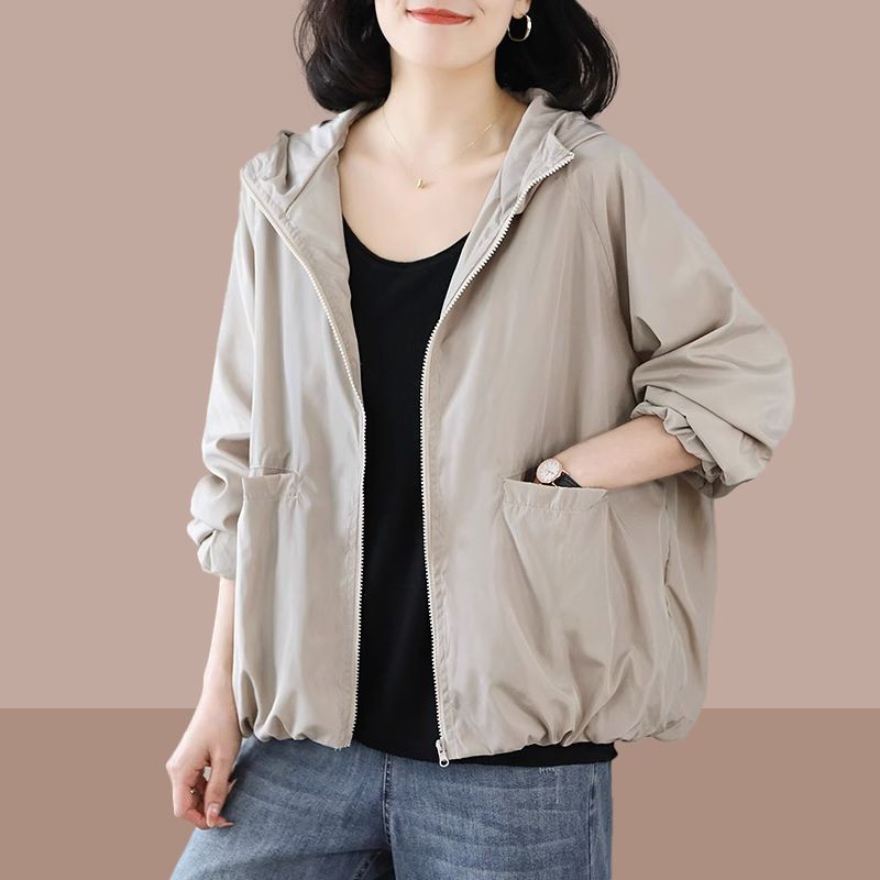 2023 summer new hooded women's sun protection clothing assault clothing short coat loose casual sun protection clothing large size outdoor