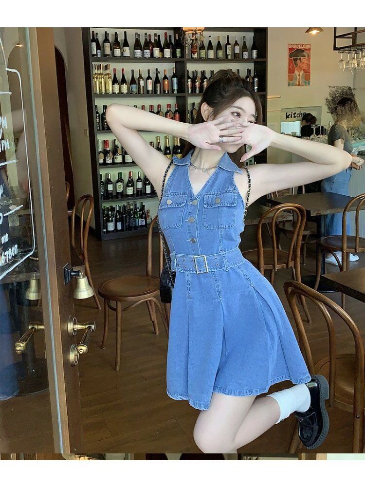 Denim skirt design sense halterneck skirt niche short section small pleated skirt dress halterneck pleated skirt slim