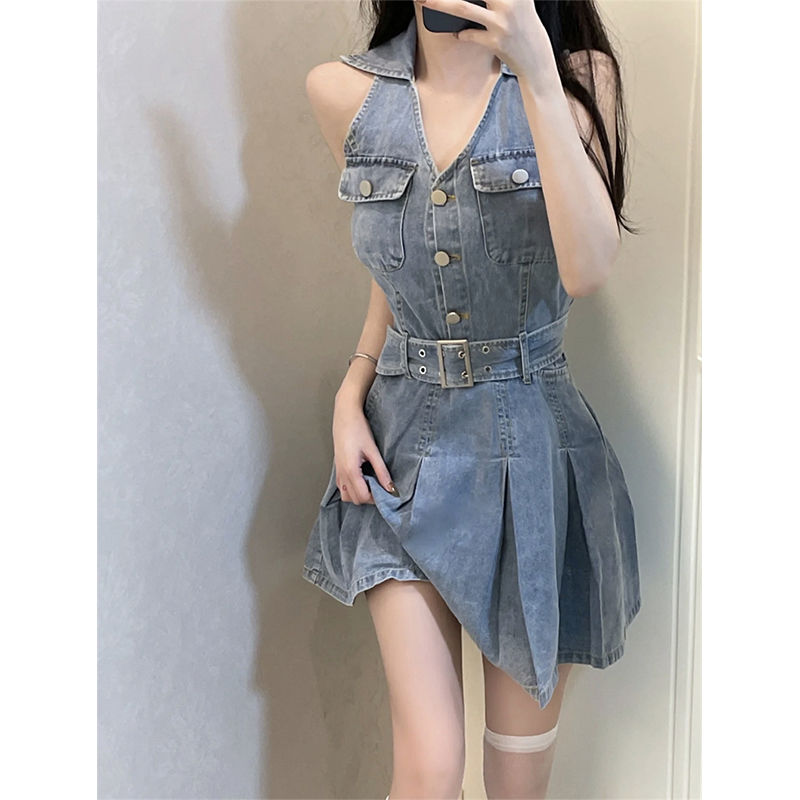 Design sense halter neck denim dress summer  new waist waist niche hot girl a-line pleated skirt women's clothing