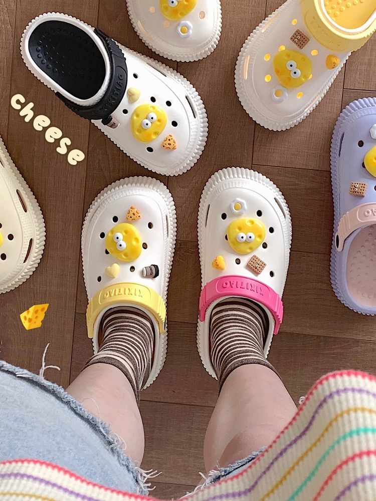 Thin strip students fashion outerwear Baotou slippers summer cute cheese thick bottom non-slip contrast color hole shoes women