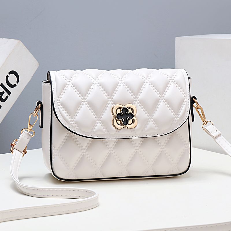 2023 new ins Korean version versatile small bag women's stylish single shoulder crossbody bag rhombus small square bag