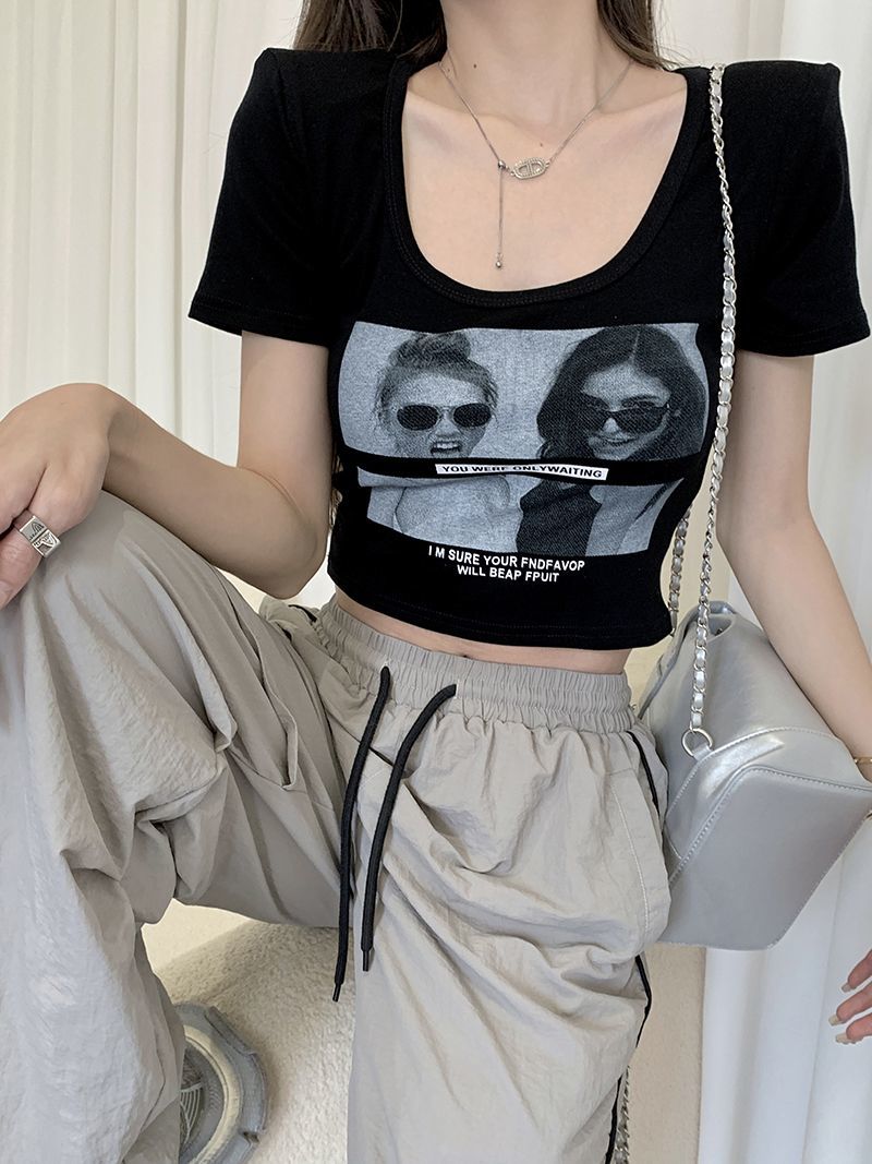 VIBRATE American retro front shoulder short-sleeved t-shirt female summer hot girl print black slim short top tide