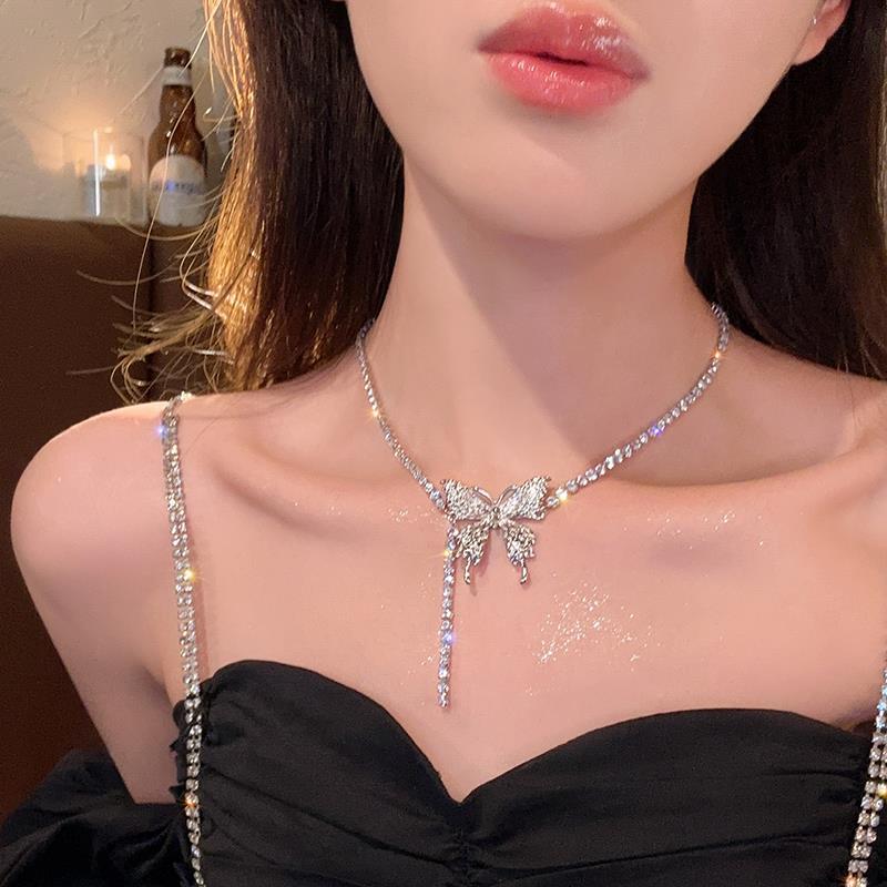 蝴蝶項鍊女款輕奢小眾設計2023新款爆款潮高級感鎖骨鏈頸鏈夏
