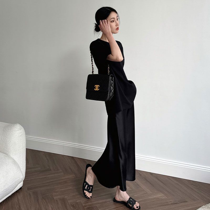 画朴法式黑色赫本气质高腰半身裙女装2023夏季新款质感缎面鱼尾裙