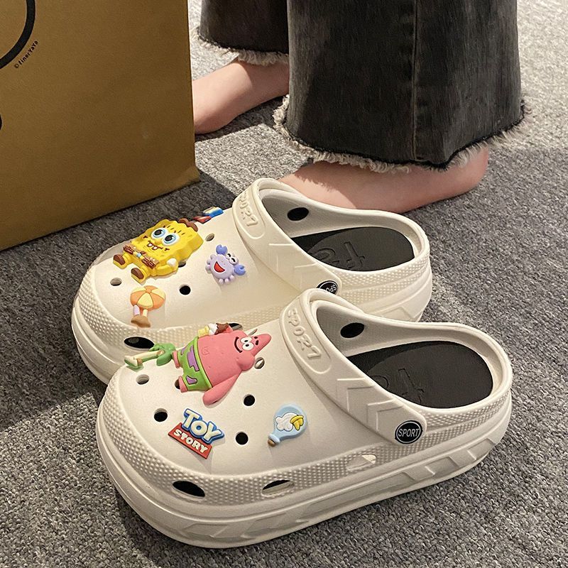 Super thick-soled hole shoes women's summer outerwear 2023 new fashion net red increase height non-slip deodorant sandals and slippers women