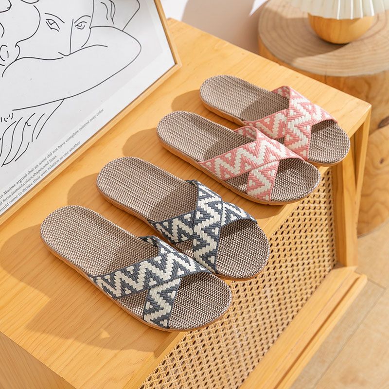 Breathable anti-odor linen slippers for men's home four seasons indoor home soft-soled non-slip floor slippers for women summer