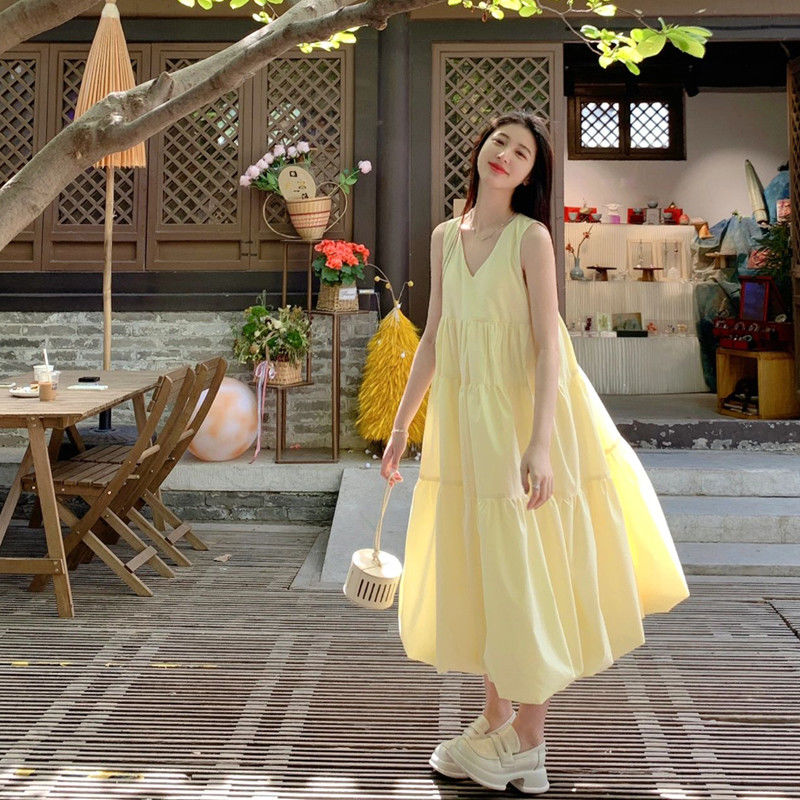 Sweet small fresh temperament V-neck sleeveless dress women's high-end texture casual loose age-reducing college wind long skirt