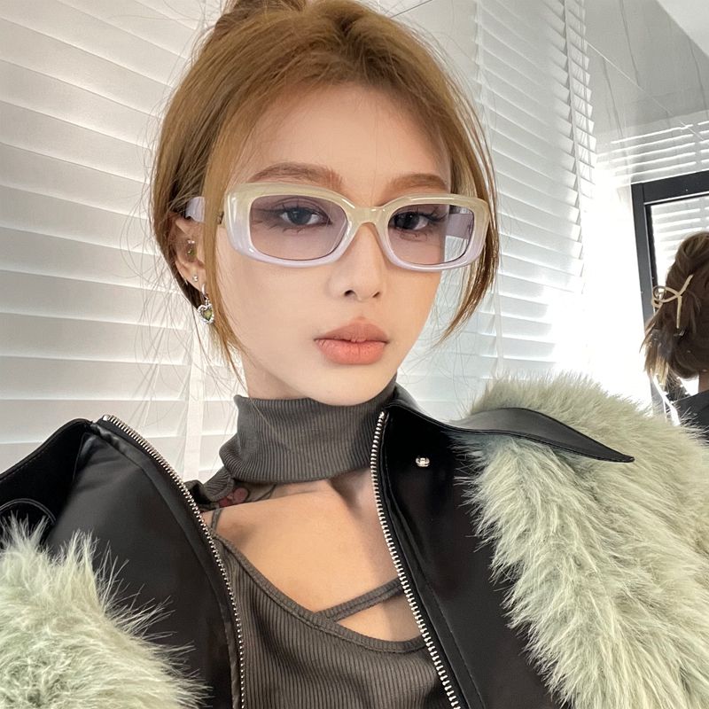 New Square High-end Temperament Small Face Sunglasses Women's Trendy Leisure Vacation Sunglasses Men_voghion.com