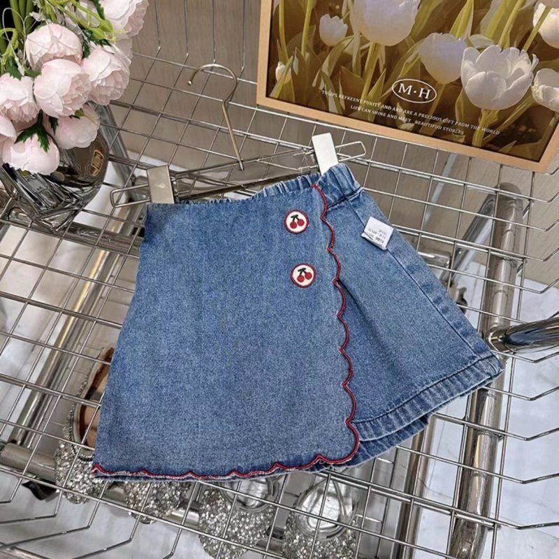 Girls suit, stylish and stylish new summer style girl's thin sleeveless top, denim shorts and skirt, two-piece trendy set