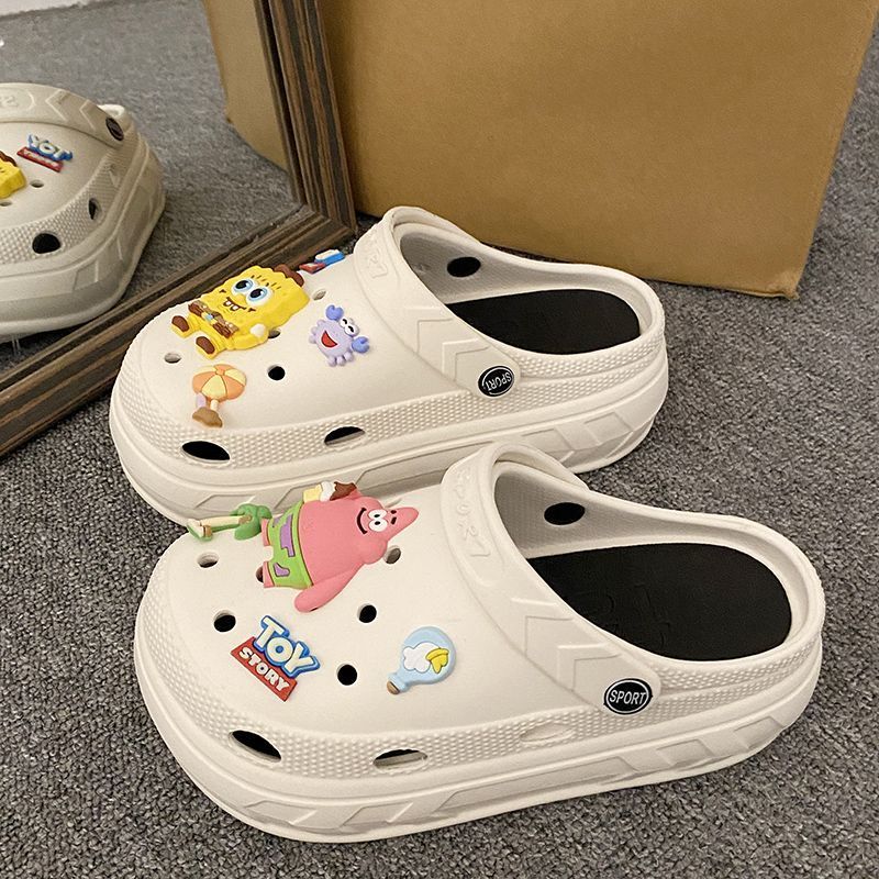 Super thick-soled hole shoes women's summer outerwear 2023 new fashion net red increase height non-slip deodorant sandals and slippers women