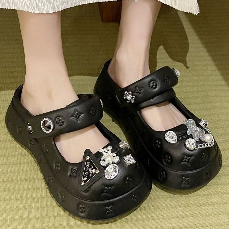 Hole shoes female ins tide cute cartoon sandals summer non-slip thick-soled beach shoes outerwear fashion Baotou slippers