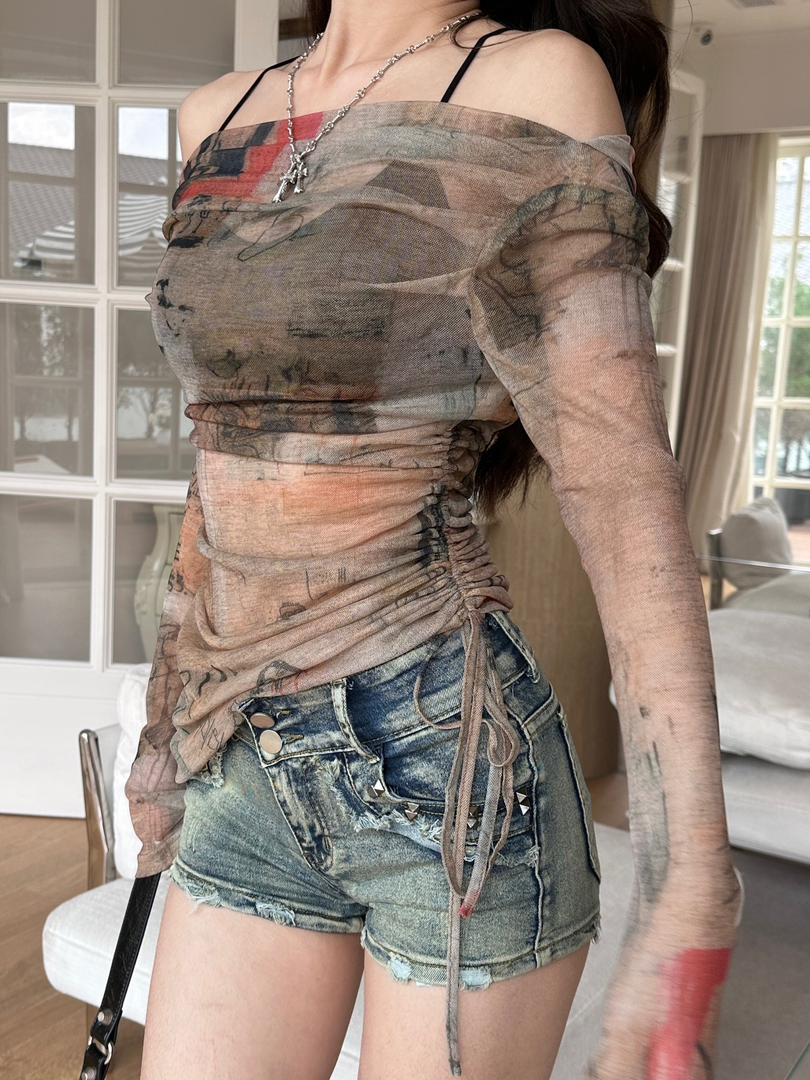 美式復古辣妹塗鴉一字肩網紗上衣女修身透視不規則抽繩長袖打底衫