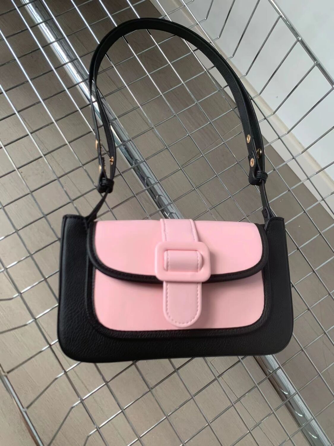 Girls' Pink Sweet Cool Spicy Girls' Bag 2023 niche design splicing underarm bag Korean high-end Cambridge bag crossbody bag
