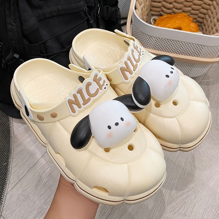 Hole shoes women's summer cute explosion style outerwear student girl heart cartoon non-slip deodorant thick-soled beach sandals and slippers