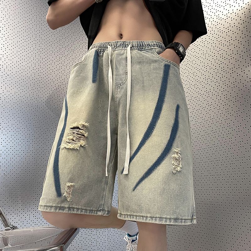 Summer new ripped denim shorts men's Hong Kong style loose straight pants teenagers street gangster handsome five-point pants