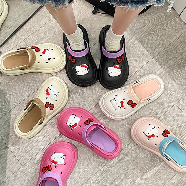 Slippers women's outer wear 2023 new style hole shoes women stepping on shit feeling summer cute ins can be high-value non-slip thick bottom