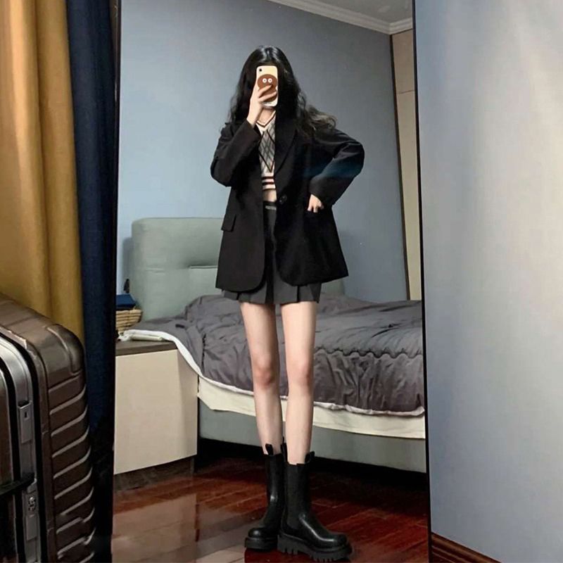 Black suit jacket women's short 2023 spring and autumn new style small high-end design niche casual small suit
