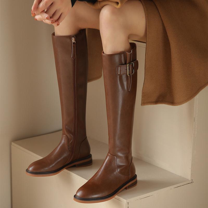棕色长筒骑士靴秋冬加绒不过膝高筒靴女平底百搭大筒围