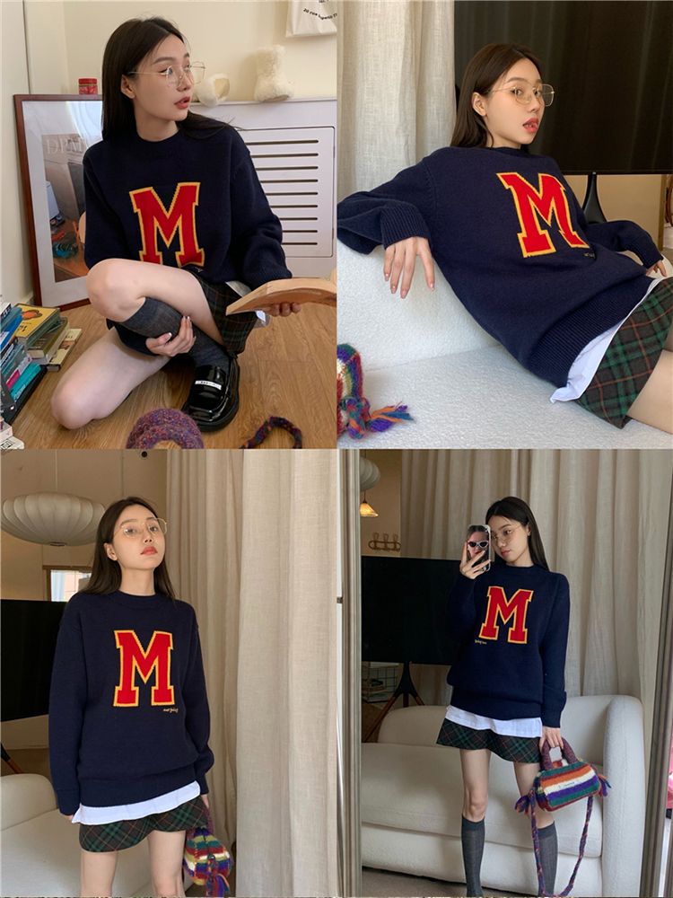 美式復古M字母寬鬆毛衣女秋裝2023新款長袖慵懶風圓領針織衫上衣