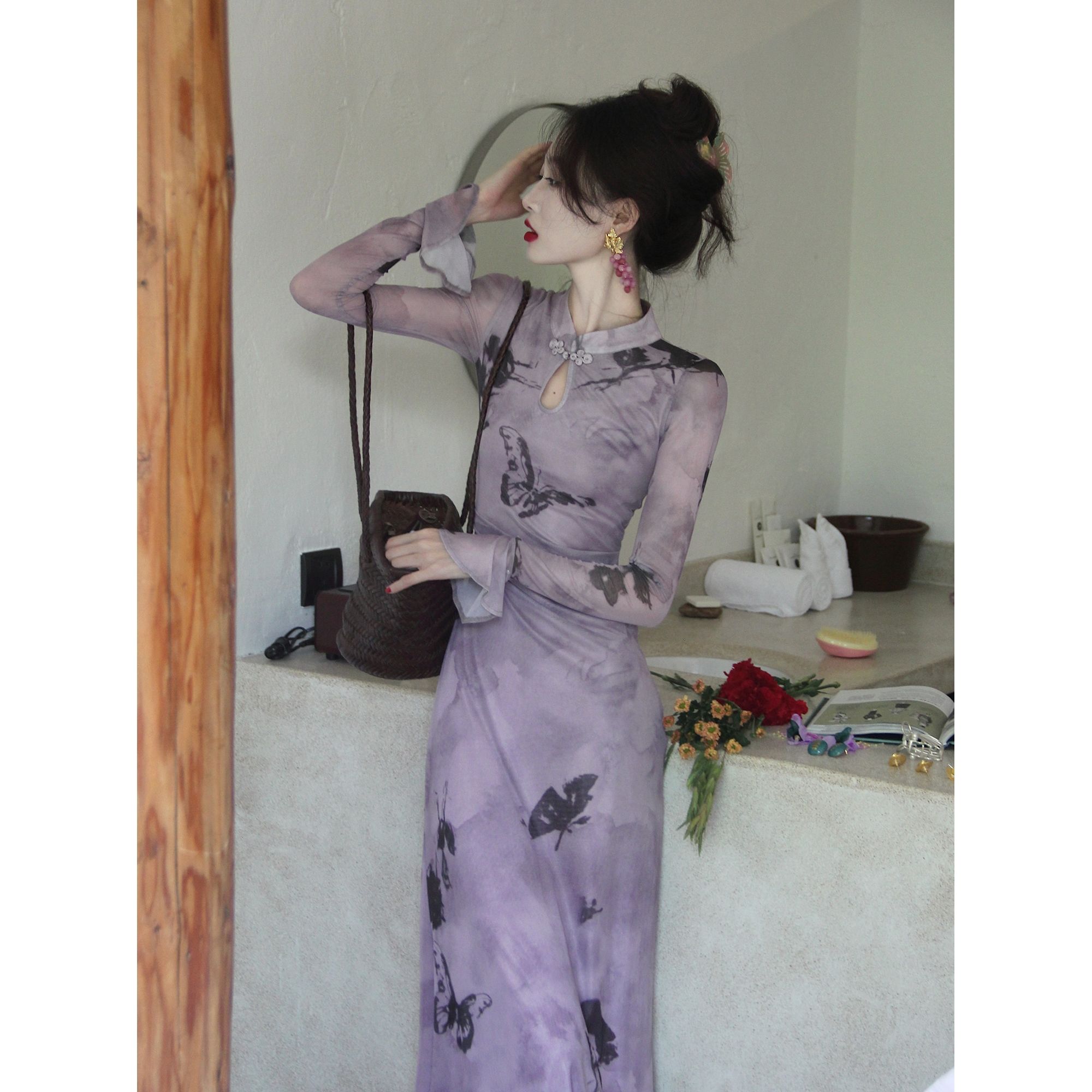 新中式改良旗袍裙女秋季修身长袖蝴蝶印花修身显瘦减龄连衣裙