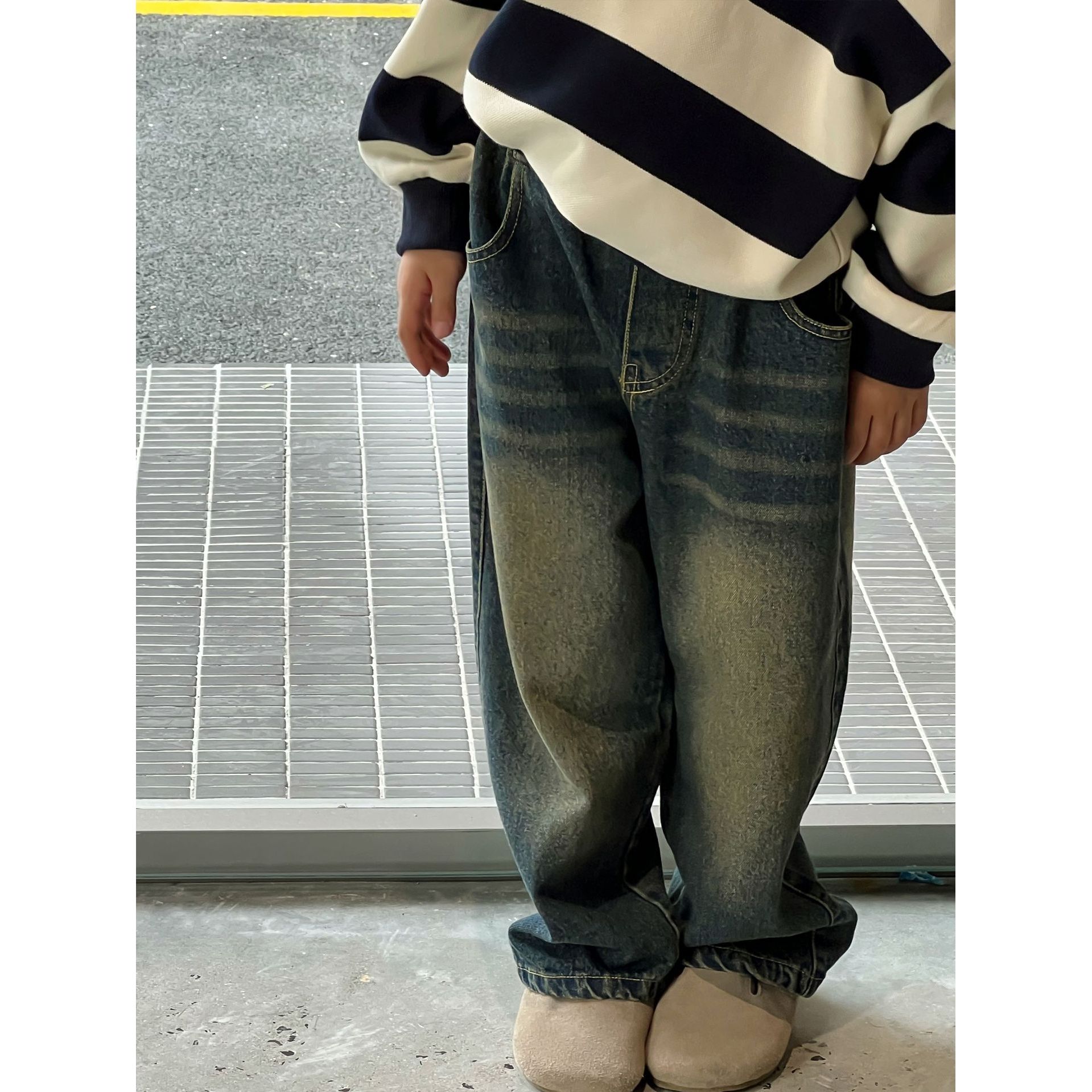  Autumn Boys American Retro Distressed Denim Trousers Baby Children European and American Trend Cool Straight Casual Pants