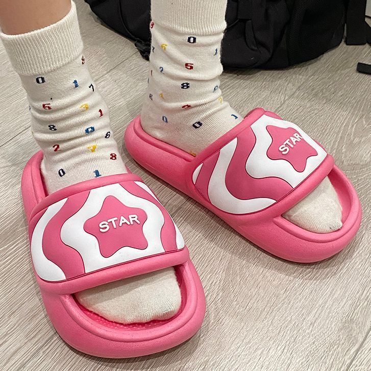 Stepping on shit feeling thick bottom slippers female cute student dormitory bathroom bath non-slip anti-dirty not smelly feet sandals and slippers female
