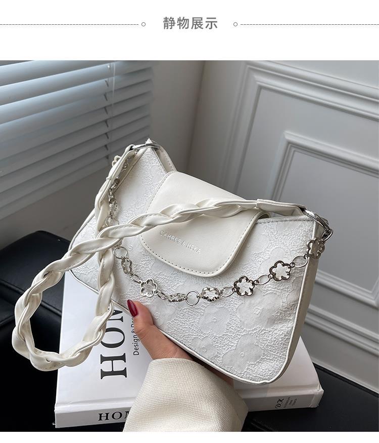 High-End Small For Women 2022 New Texture 2023 Niche Design Single Shoulder Underarm Chain Crossbody Bag_voghion.com