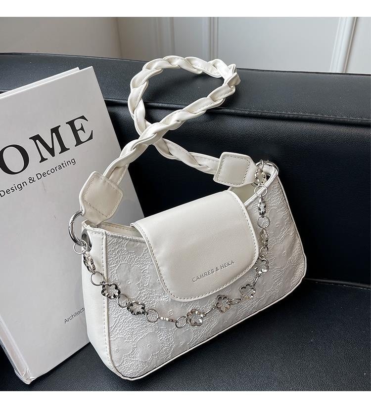 High-End Small For Women 2022 New Texture 2023 Niche Design Single Shoulder Underarm Chain Crossbody Bag_voghion.com