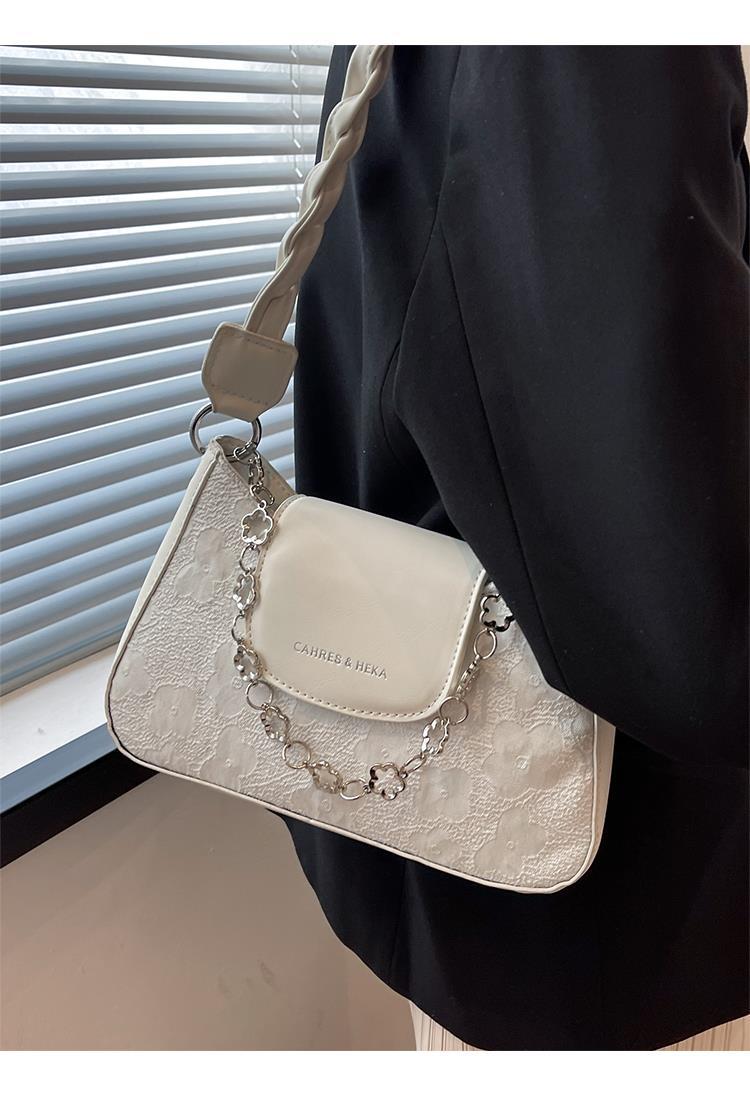 High-End Small For Women 2022 New Texture 2023 Niche Design Single Shoulder Underarm Chain Crossbody Bag_voghion.com
