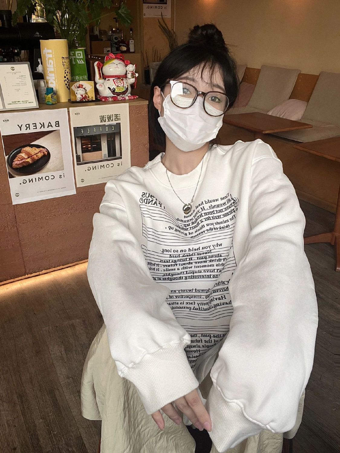 美式白色字母圓領小眾衛衣女2023新款爆款春秋寬鬆大碼設計感上衣